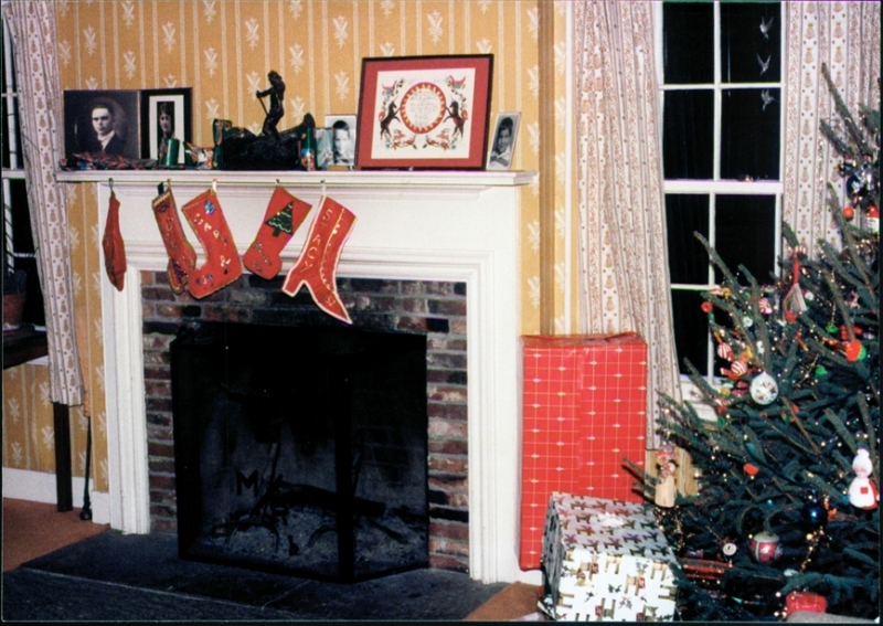 Christmas setting at Bantam Road house