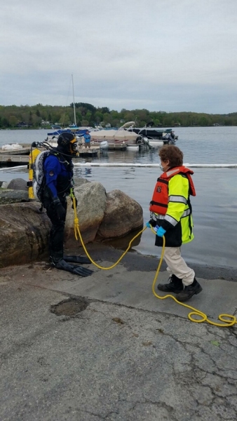 Dive teal tender; one of Jani's many responsibilities